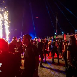2023 - party - 000686
